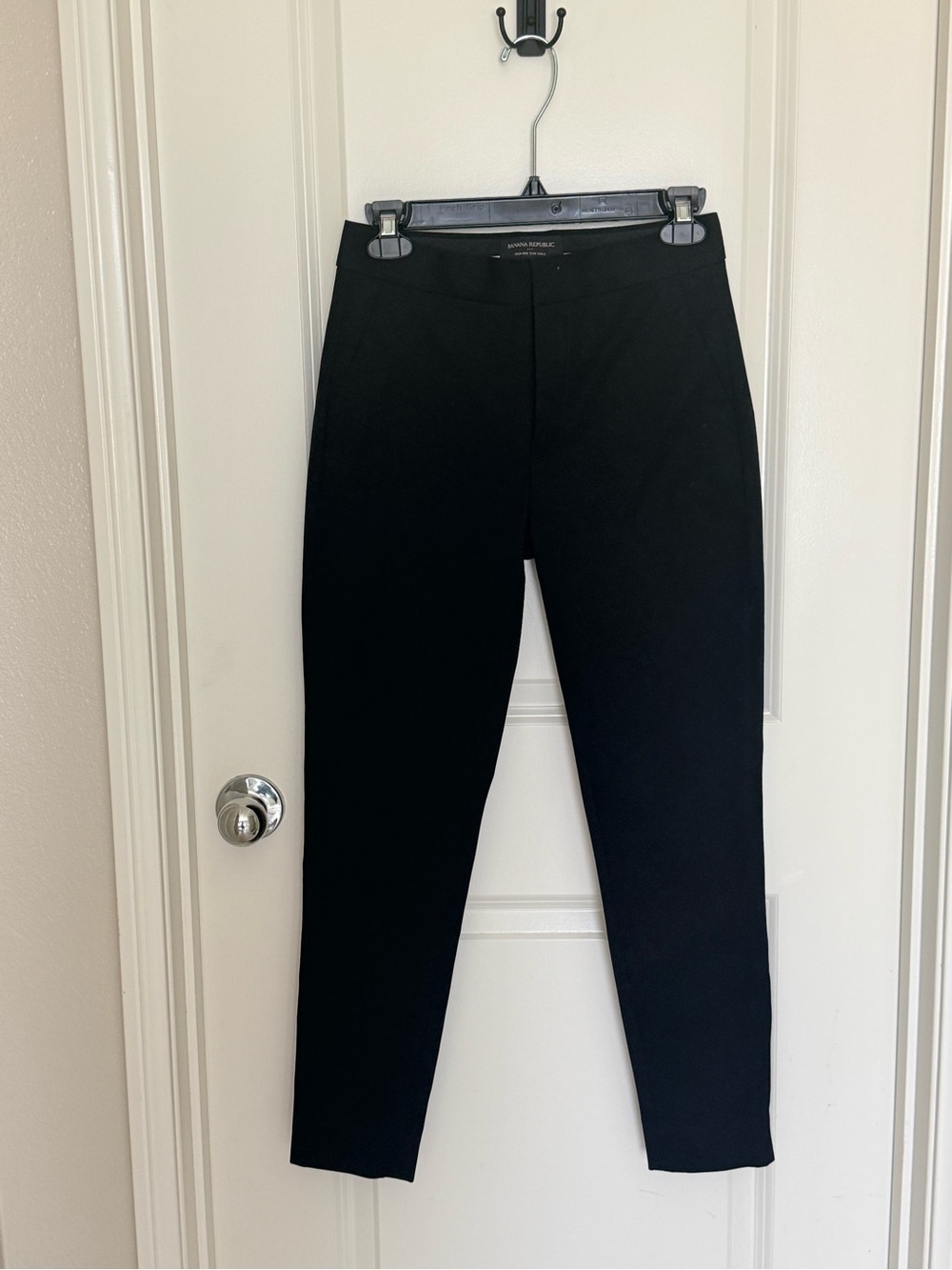 Banana Republic Women’s Black Slim Dress Pants